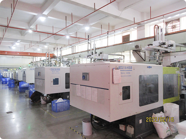 Equipo de I + D Desarrollo de tazas para bebés para bebés